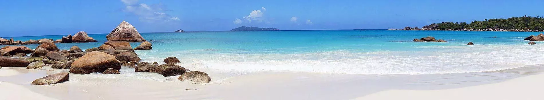 Smuk hvid sandstrand